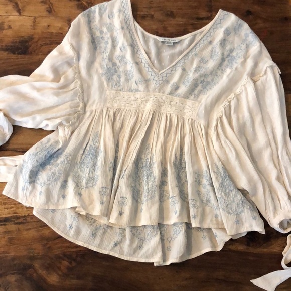 American Eagle Bohemian Embroidered Top S - Picture 2 of 7